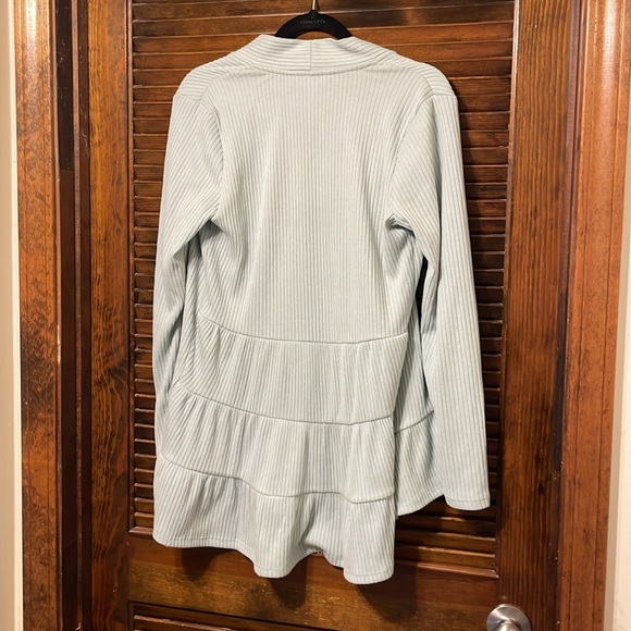 NWT Lauren Conrad Green Heather Open Front Tiered Cardigan - Picture 6 of 6